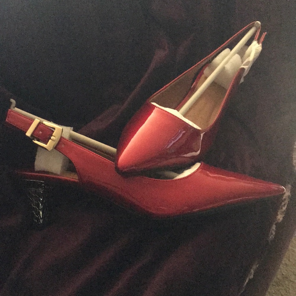 Red patent leather sling back pumps